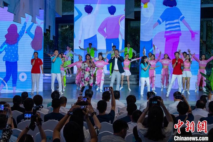 成都大运会启动青春绽放人文交流活动 多国青年